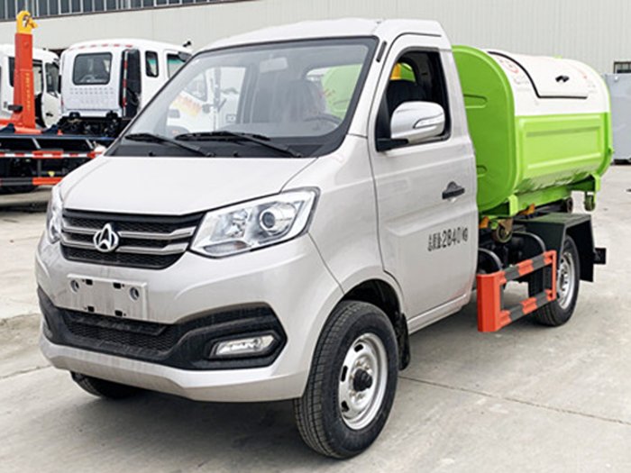 24臺(tái)勾臂垃圾車交付出廠視頻